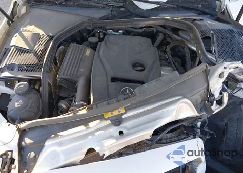 2016 Mercedes-Benz C 300 Sport из США, поврежденный, VIN 55SWF4JB5GU165925